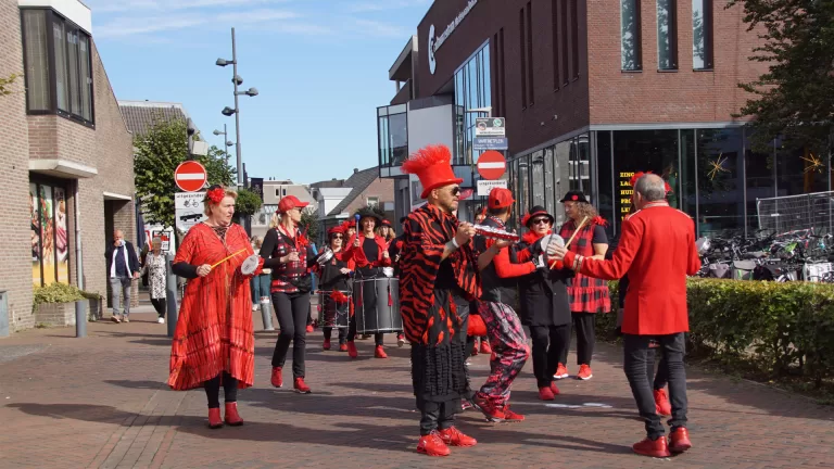 Festival langs wandelroute laat veelzijdigheid van cultureel Deurne zien