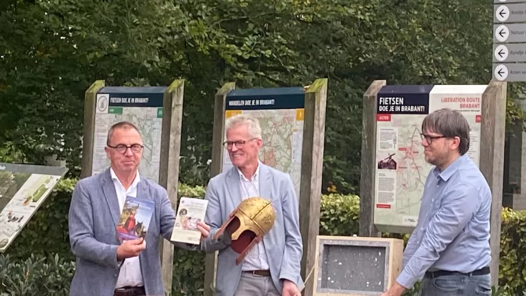 Twee nieuwe belevingsroutes leiden fietsers door historie van de Peel