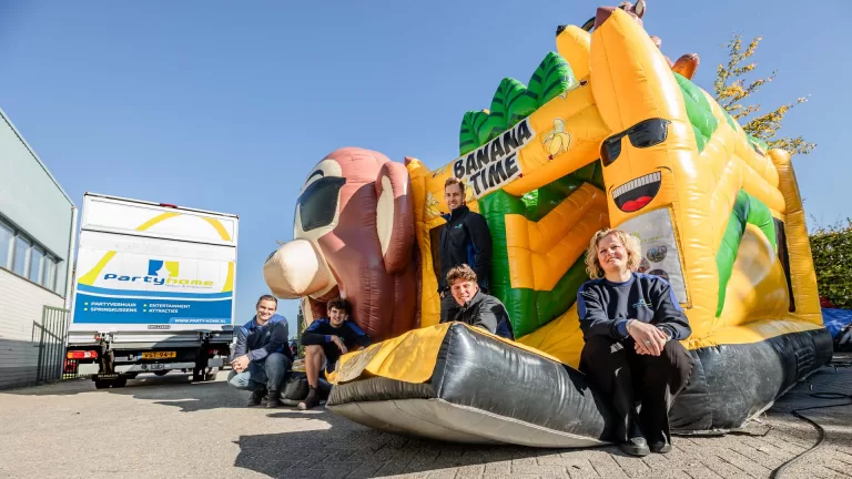 Hobby van Bart Verhees groeit uit tot top-feestleverancier; Partyhome viert 15-jarig jubileum met open dag