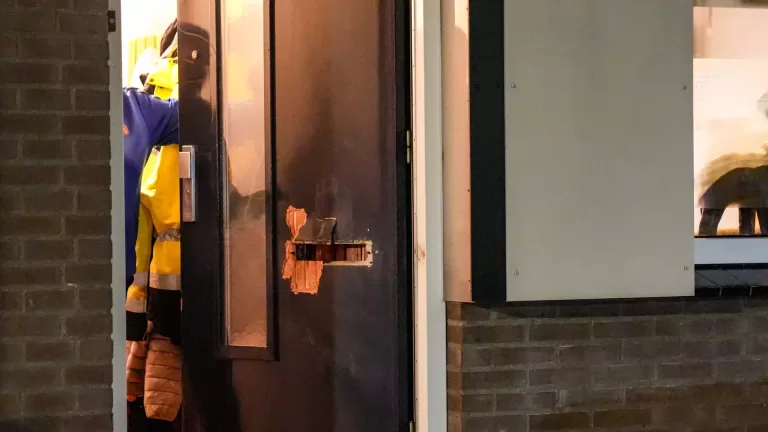 Explosief ontploft in brievenbus van woning aan Roothaertstraat in Deurne