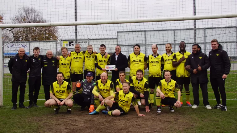 Voetbalvereniging ZSV ontvangt eerste Uniek Sporten-certificaat van Deurne