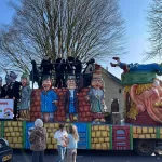 OPTOCHT NEERKANT (35)