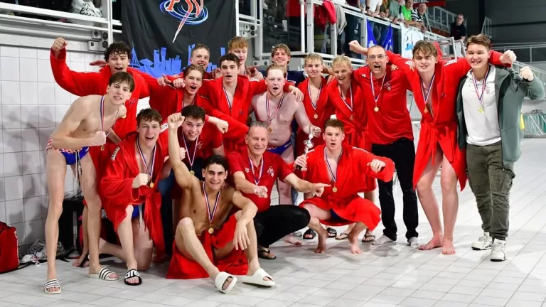 Deurnese Wout Serrarens landskampioen met PSV Waterpolo