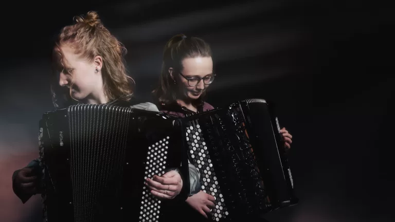 Accordeonisten van The Bellow Project geven concert in Willibrorduskerk