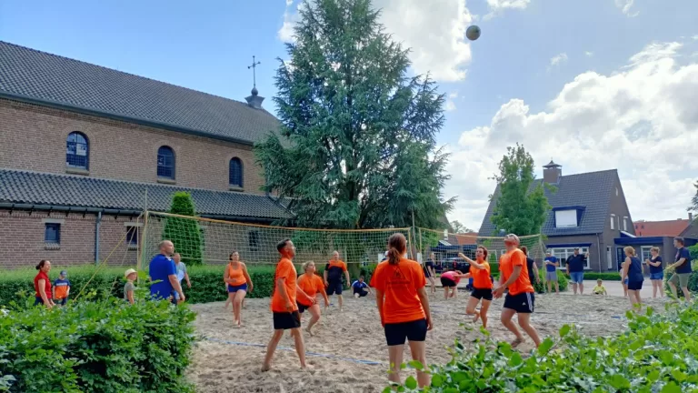 Helenaveen klaar voor jubileumeditie Peelfeesten; ‘Al 30 jaar draagt iedereen in het dorp een steentje bij’
