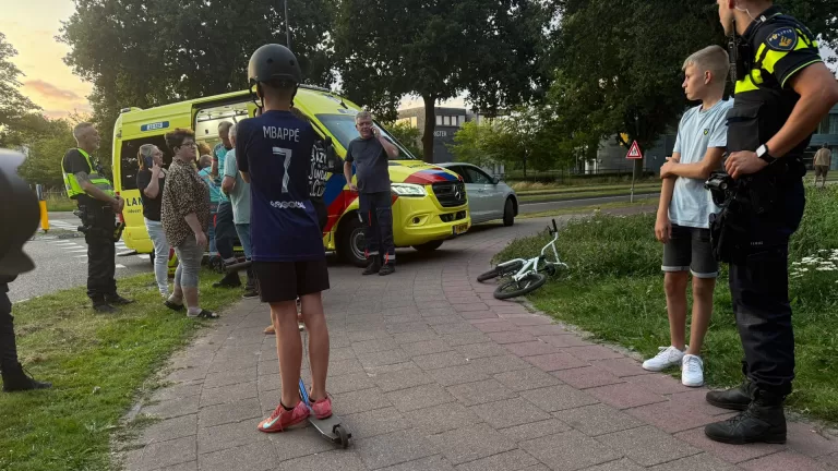 Jonge fietser komt ten val op fietspad aan Dunantweg en raakt ernstig gewond