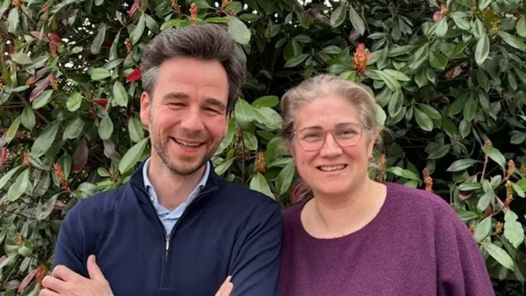 Marinus Biemans blikt met opvolger Marjan Vrijnsen terug: ‘Je kunt als wethouder veel voor Deurne betekenen’