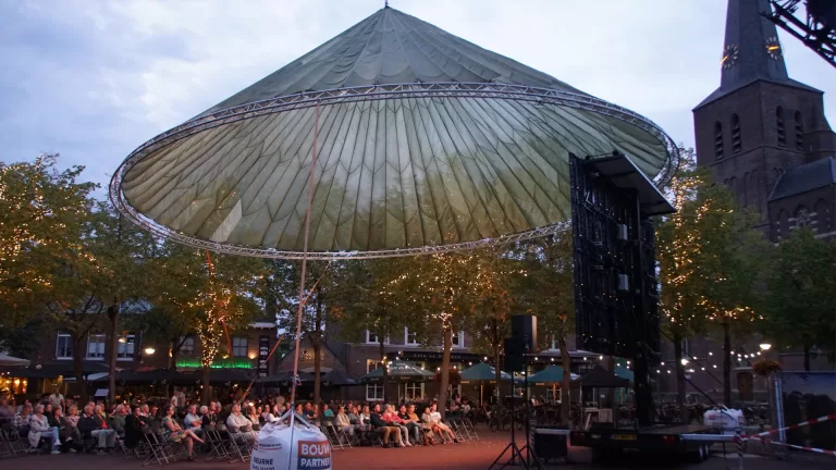 Aangrijpende verhalen in films van Nacht van het Witte Doek raken de vele toeschouwers in Deurne
