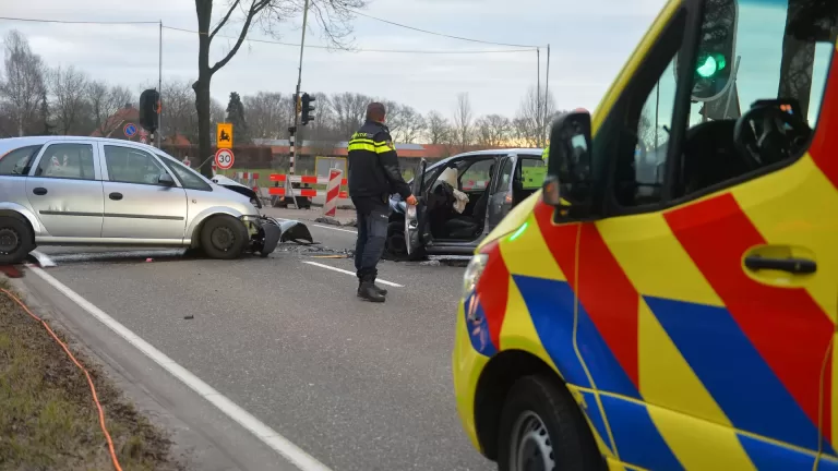 Taakstraf van 80 uur voor onoplettende chauffeur die dodelijk ongeluk veroorzaakte op N270 in Deurne