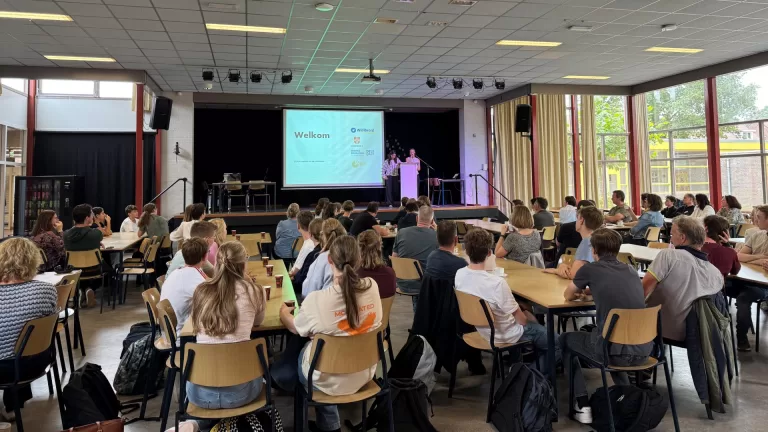 Willibrord Gymnasium reikt 54 certificaten uit aan leerlingen met talenknobbel