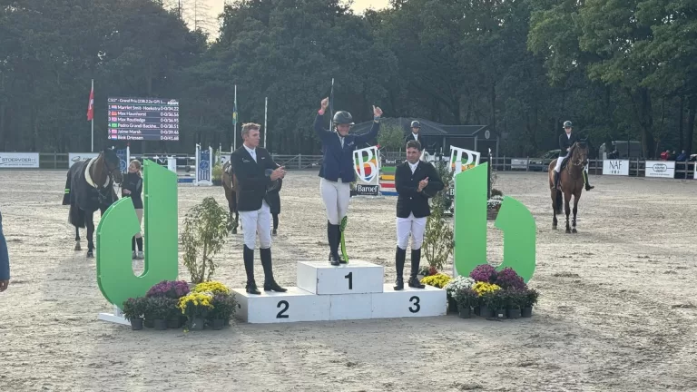 [VIDEO] Marriët Smit-Hoekstra domineert bij CSI Deurne en wint Grand Prix