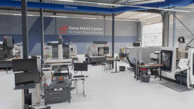Vernieuwd hightech praktijkcentrum in Deurne zorgt voor nog meer opleidingsmogelijkheden in de maakindustrie