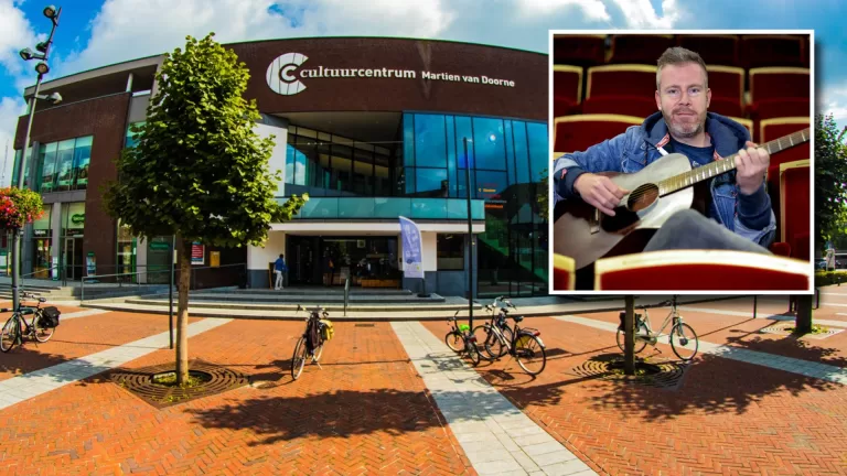 Ed Struijlaart kruipt met zijn derde ‘Gitaarmannen’ in de huid van John Mayer bij Cultuurcentrum Deurne