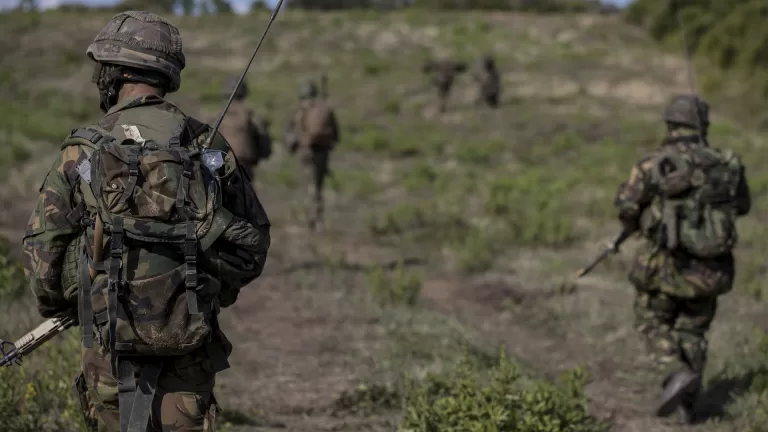 Koninklijke Landmacht voert opnieuw week lang militaire oefening uit in regio Deurne