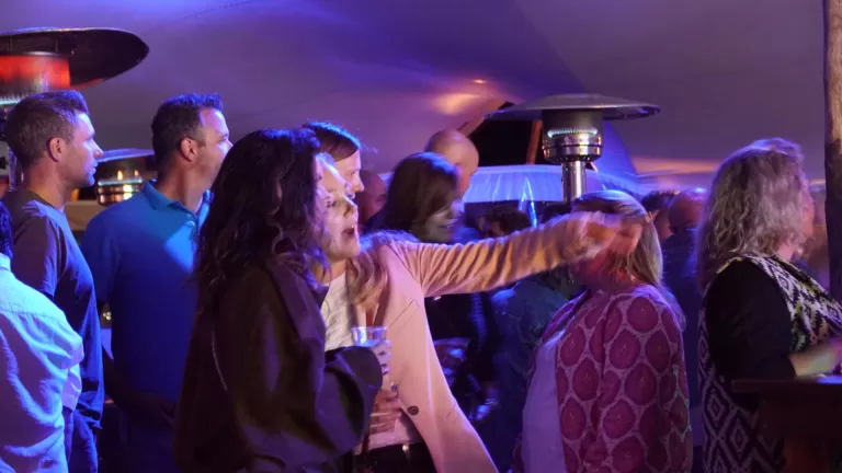 Oude tijden herleven met SixtySix-festival bij Instuif ’t Hofke; ‘Bijbuurten en herinneringen ophalen’