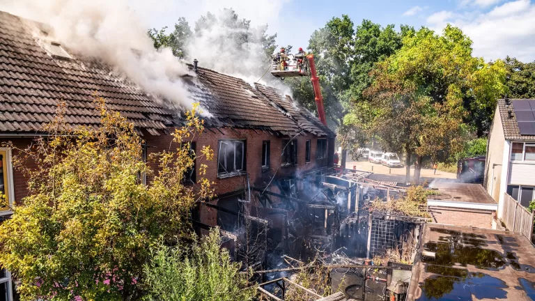 Oorzaak brand in vier huizen Maassingel niet meer te achterhalen; ‘Geen aanwijzingen van opzet gevonden’ Oorzaak brand in vier huizen Maassingel niet meer te achterhalen; ‘Geen aanwijzingen van opzet gevonden’