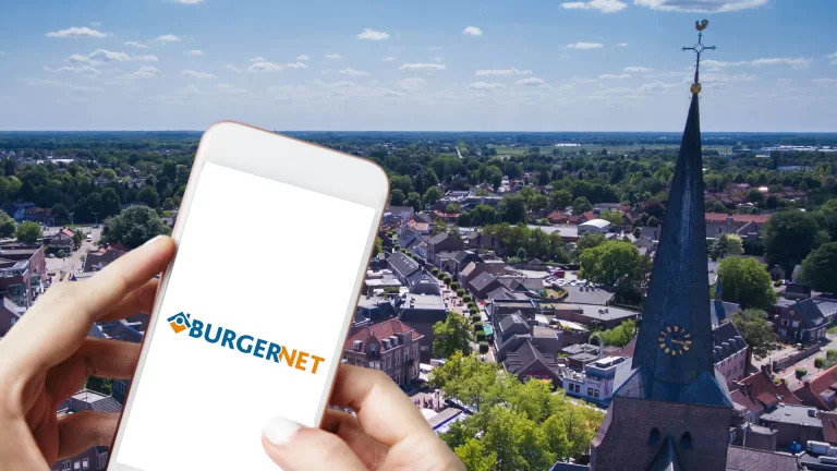 Politie zoekt twee personen in verband met inbraak aan de Hofstede in Deurne