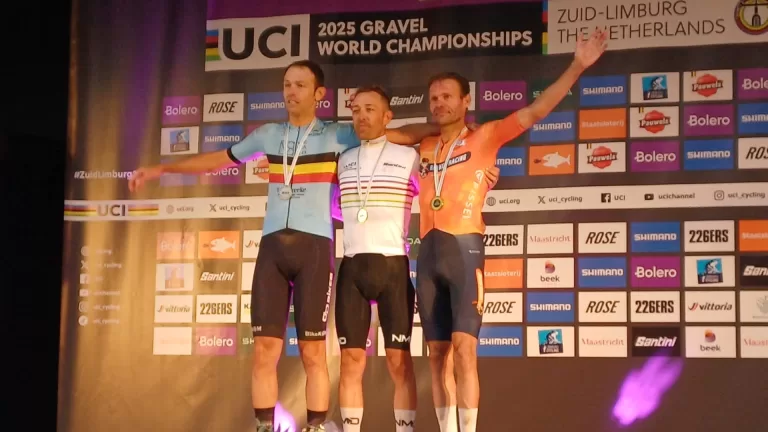 Mooie prestaties bij WK Gravel van broers Erwin en Jarno Bakker uit Neerkant en Liessel