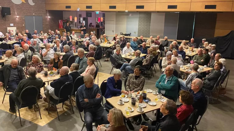 Gouden donderdag brengt 70 gouden echtparen bij elkaar in De Kastanje in Liessel