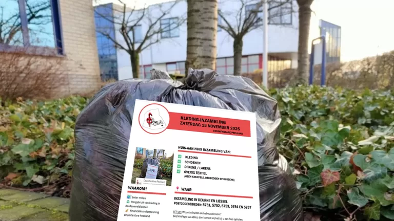 Leden van Drumfanfare Peelland gaan langs de deuren voor kledinginzameling in Deurne en Liessel