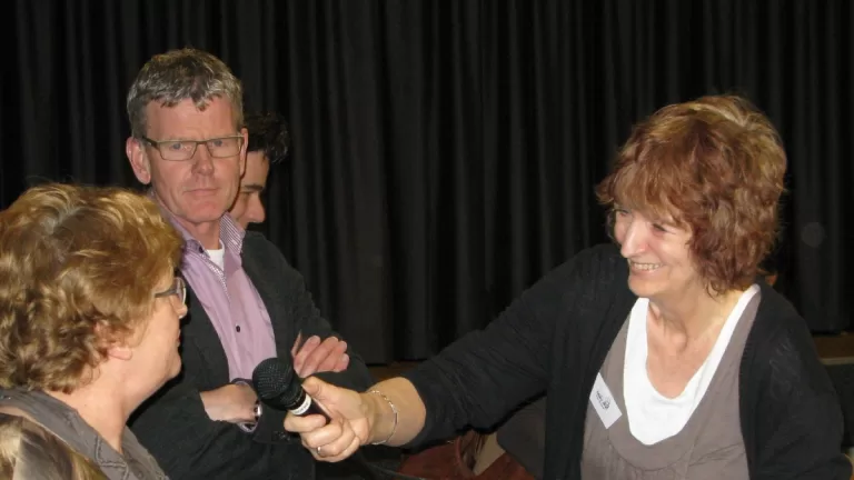 Tegen mest en macht: voorvrouw Maria Berkers van Stop de Stank draagt stokje na 15 jaar over