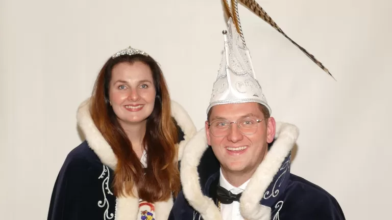 Robert ter Voert onthuld als 66ste Prins van het Ulewappersrijk