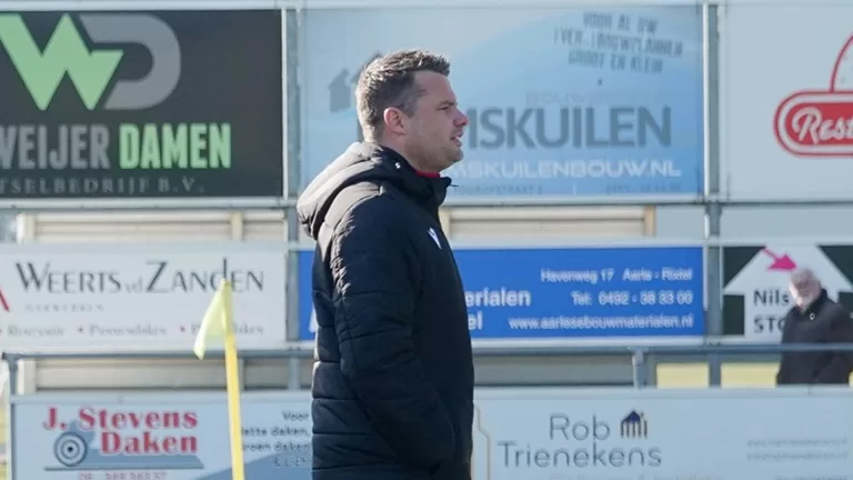 Ralf van den Heuvel stopt als trainer bij ZSV: ‘Niet meer te combineren met ander werk’