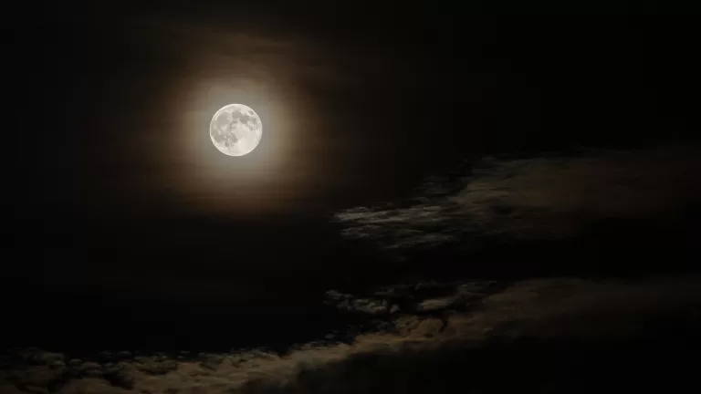 Grootste supermaan van het jaar ook in gemeente Deurne goed te zien