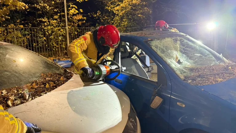 Brandweer Deurne laat zien wat hun werk inhoudt tijdens open oefenavond: ‘We zoeken nieuwe collega’s’