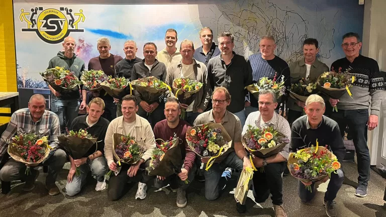 ZSV huldigt 38 jubilarissen en benoemt Frank Manders tot erelid