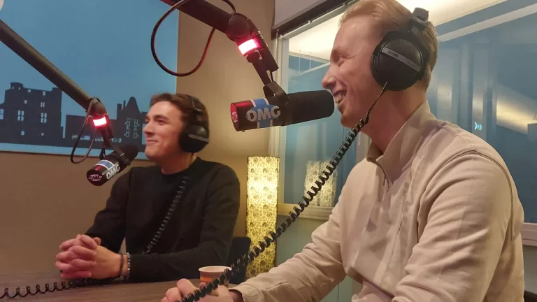 Nieuwe aflevering Magische Spons met aandacht voor ongeslagen reeks SV Deurne en degradatiegevaar bij ZSV