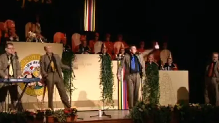 Legendarische cabaretgroep De Noot uit Vlierden maakt eenmalige comeback voor het goede doel