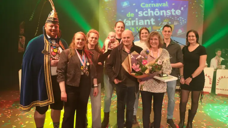 Wilma Berkers in Vlierden uitgeroepen tot Dorstvlegel van het jaar