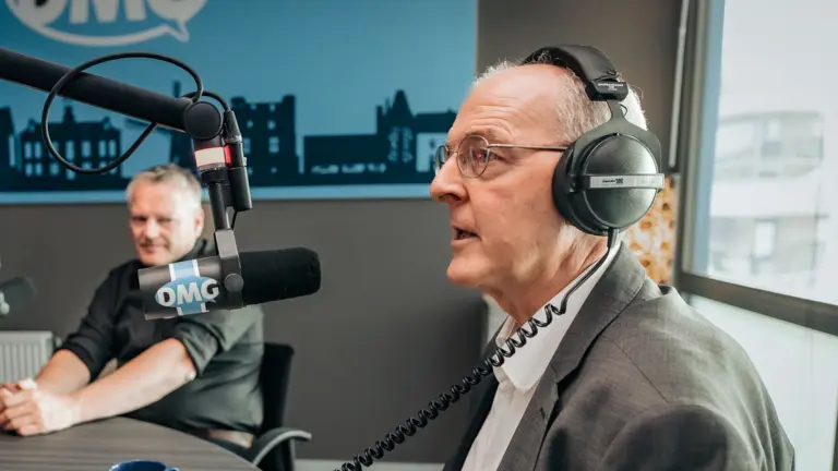 Wethouder Riny van Rinsum vertelt bij DMG Radio over succes van valpreventie in Deurne en vergrijzing Koolhof