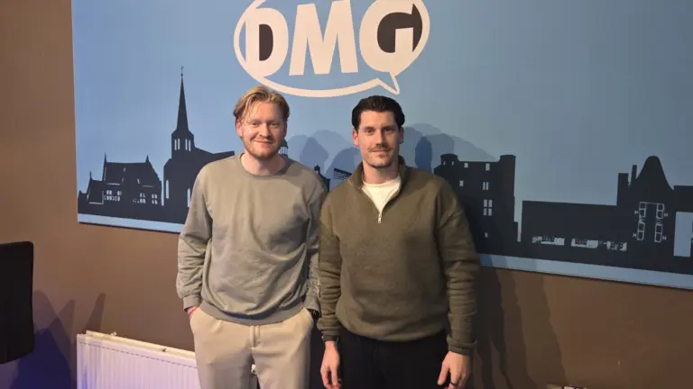 Nieuwe aflevering Magische Spons met foute kledingkeuzes in amateurvoetbal en het ‘gelijkspelspook’