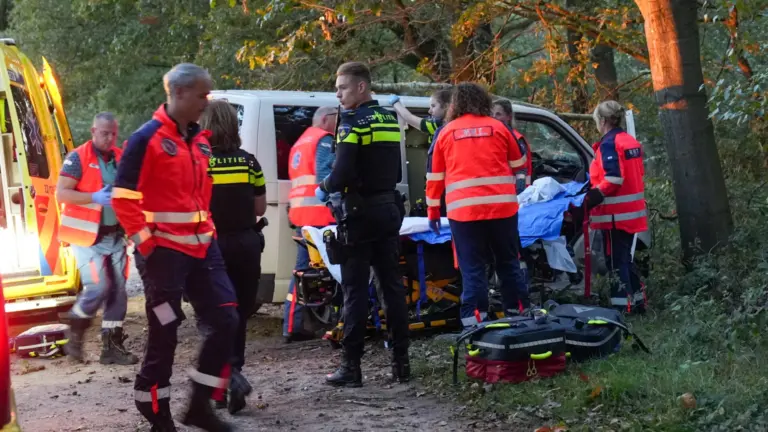 Rechter geeft Helmonder (27) zwaardere straf dan geëist voor veroorzaken van verkeersongeluk in Liessel