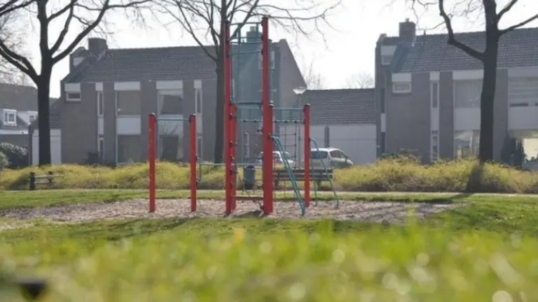 Gemeente Deurne start met aanpassingen in Koolhof om wateroverlast tegen te gaan
