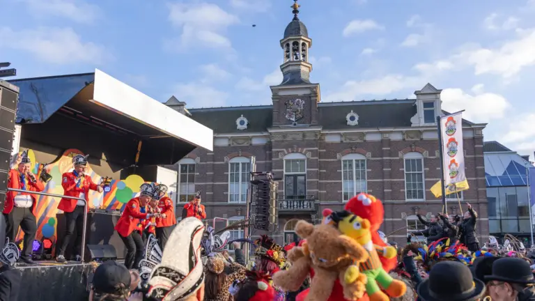 Carnaval officieel van start in gemeente Deurne; feest kan beginnen want sleutels zijn binnen
