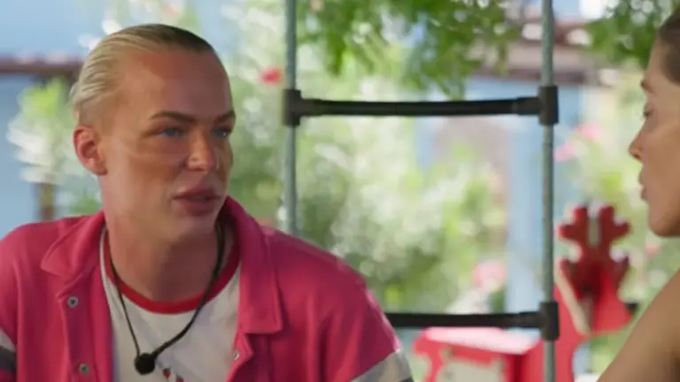 Deurnese Justin (21) vindt zichzelf terug in tv-programma Dropout Resort: ‘Ik was aan heel veel dingen verslaafd’