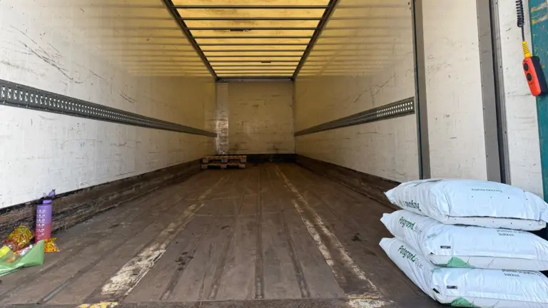 Succesvolle potgrondactie voor Minisoos Zeilberg: ‘Nu kunnen wij weer activiteiten organiseren voor onze jeugd’