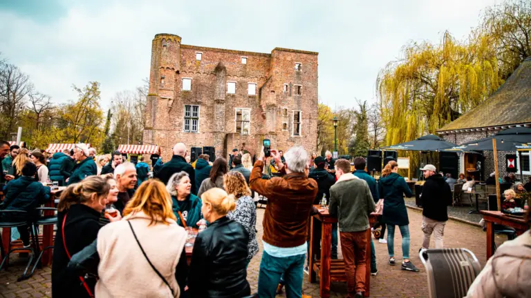 Lekker Ding Festival brengt speciaal-bierliefhebbers uit hele regio naar Deurne