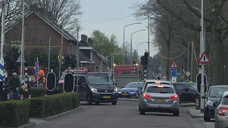 Tijdelijke verkeerslichten in Sint Jozefparochie zorgen voor verwarring bij weggebruikers