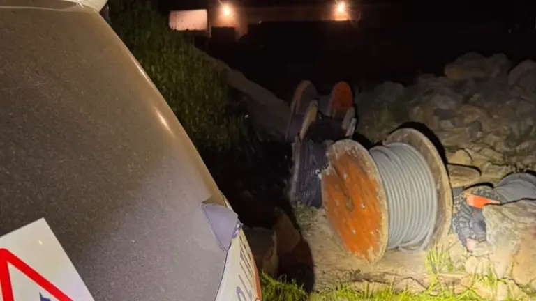 Politie voorkomt diefstal van haspels met elektriciteitskabels in Liessel