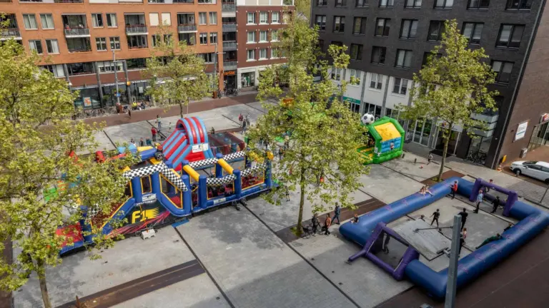 Springkussenfestival in Deurne gaat niet door vanwege weersverwachting: ‘Veiligheid van kinderen staat voorop’