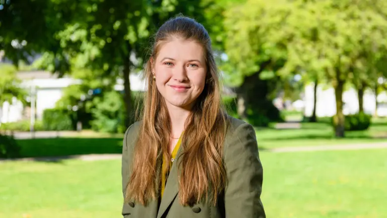 Nieuwe wethouders van gemeente Deurne stellen zich voor; in gesprek met Janke van Dijk