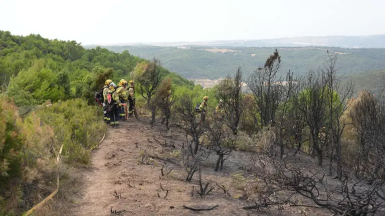 Brandweerman Tommy Munsters uit Deurne helpt én leert in Spanje bij bestrijding van natuurbranden