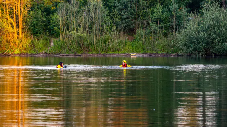 Vermiste zwemmer na zoektocht levenloos aangetroffen bij Aerlesche vijver in Bakel