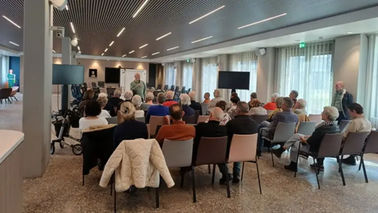 Deurnes dictee test kennis van inwoners over hun eigen dialect: ‘Na de uitleg zal ‘ut v’náájges’ gaan’