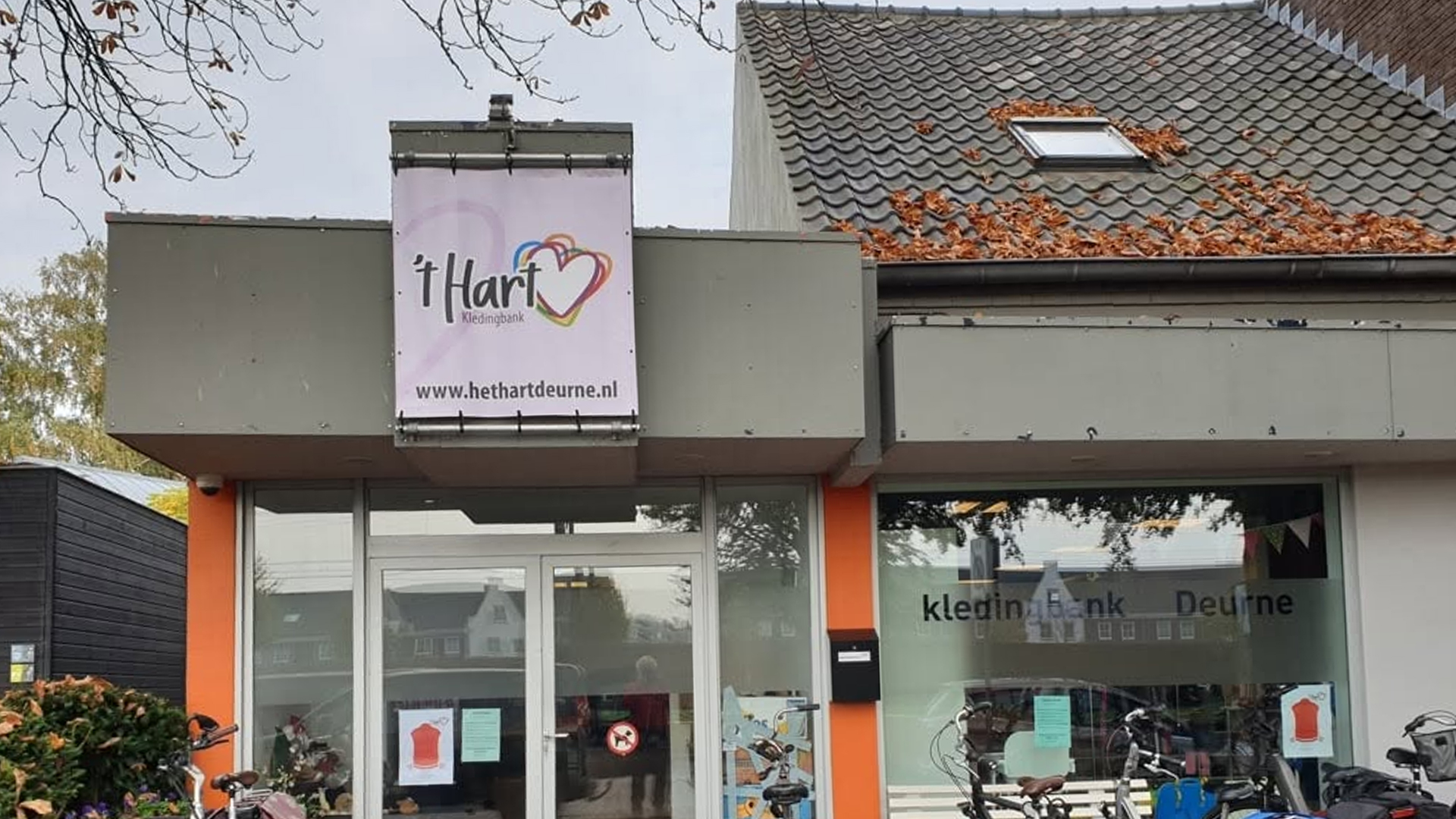 Kledingbank ’t Hart in Deurne houdt grote opruimingsuitverkoop voorafgaand aan verbouwing