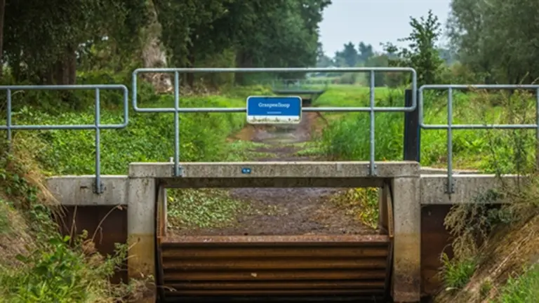 Waterschap Aa en Maas wil met nieuwe stuwen in gemeente Deurne water langer vasthouden